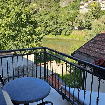 Alic Apartman